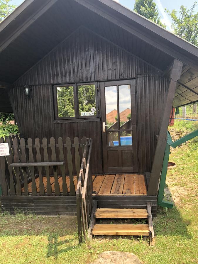 Camping Robinson Country Club Oradea Exterior photo